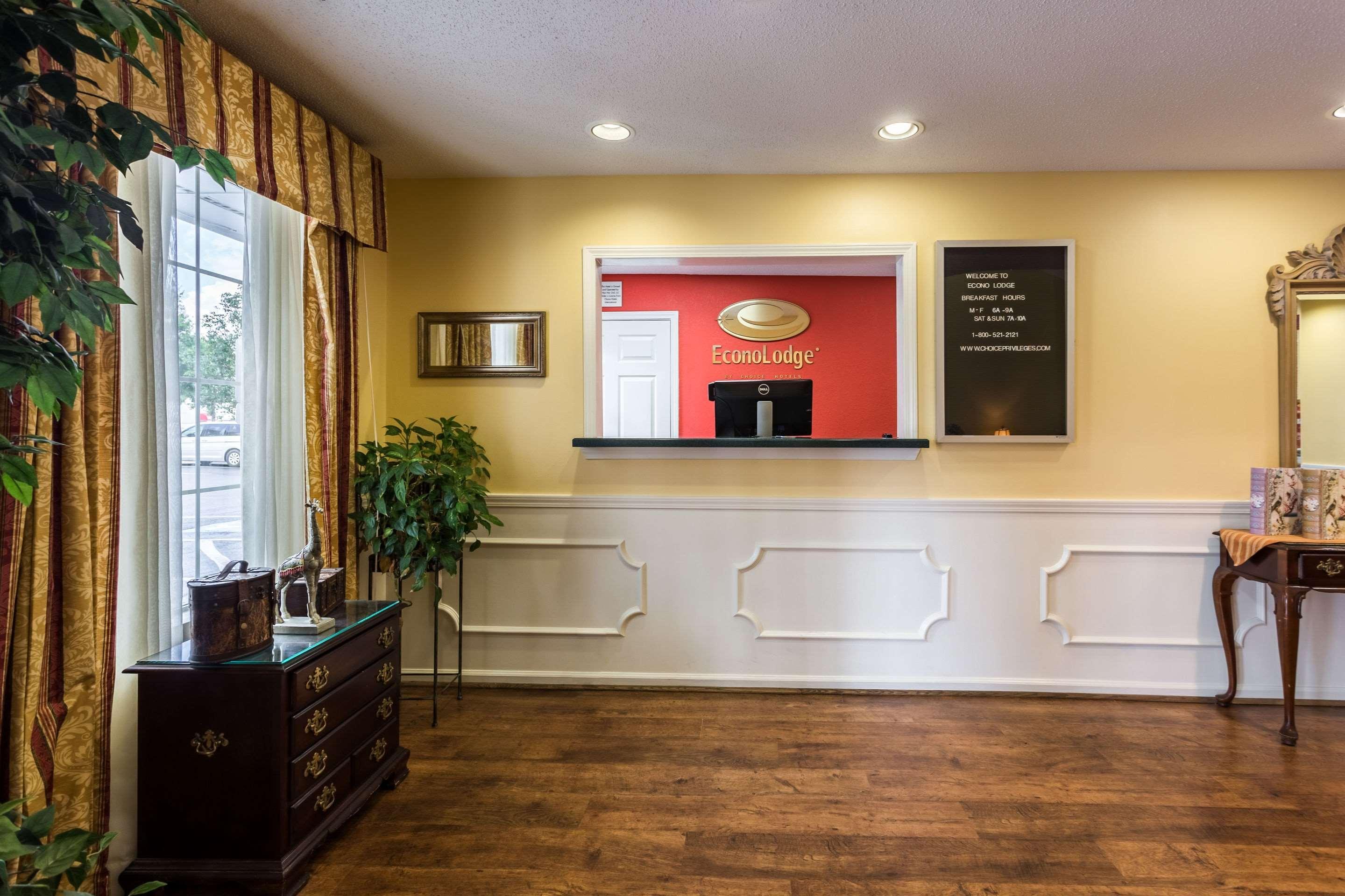Econo Lodge Тупело Экстерьер фото